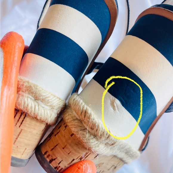 Prada - Picture 8 of 10